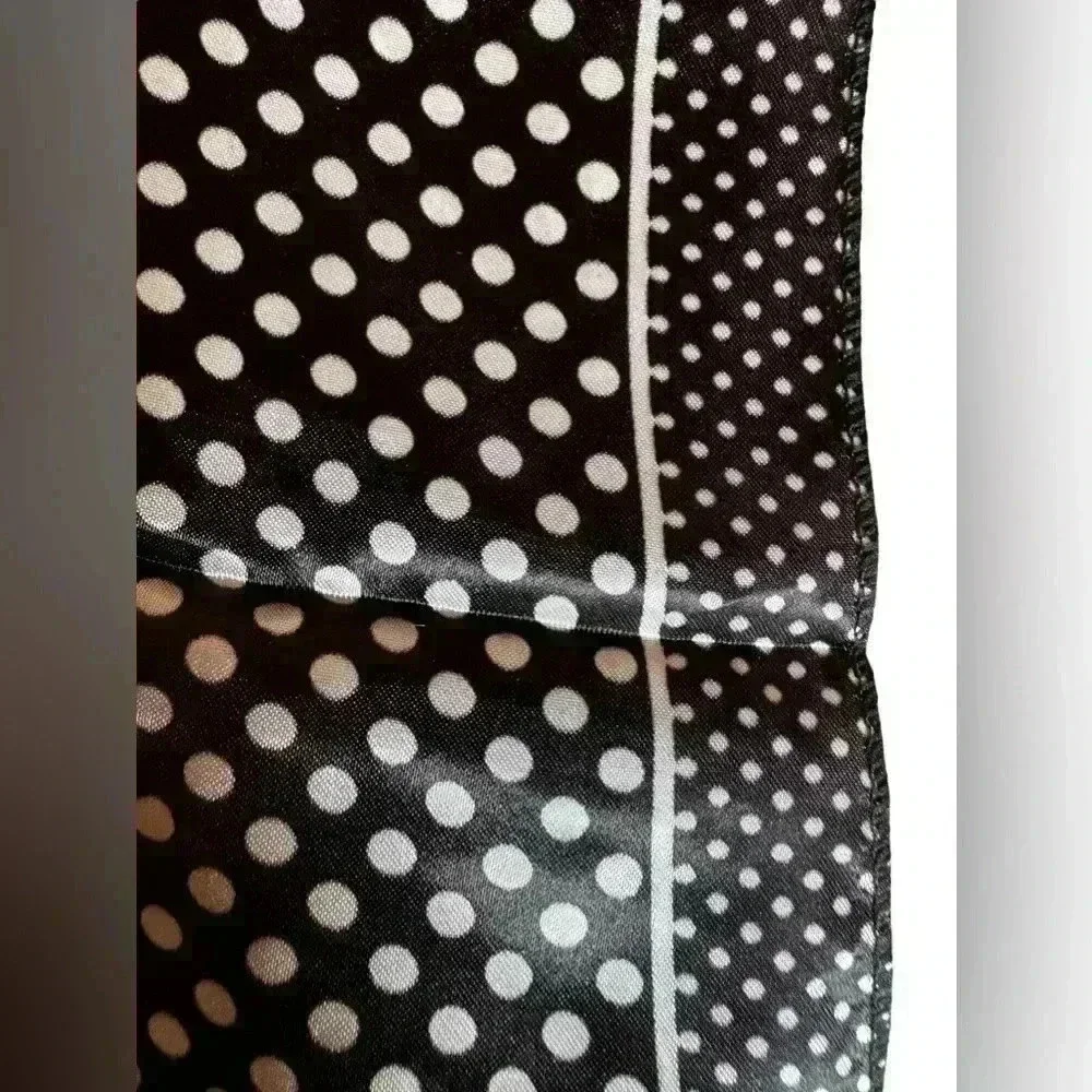 Bundle 2 scarves. One burgundy &white animal print,‎ one blk &white polka dot